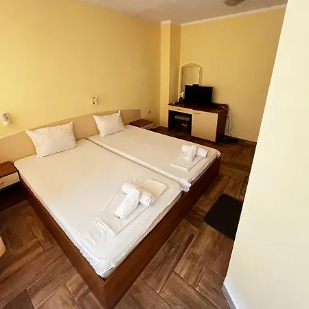 Hotel Angel 2*